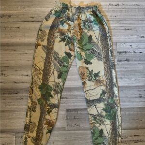 Realtree Camo Ranger Vintage Sweatpants youth large / adult extra small